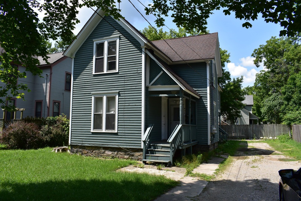 944 Osborne St, Kalamazoo, MI 49001 - photo 1