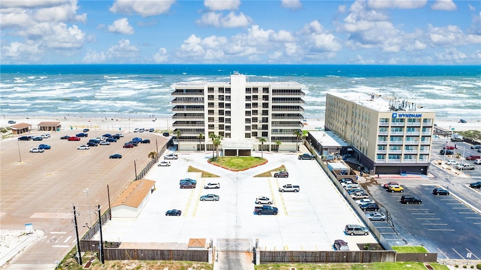 Beachfront - First Floor walk-out