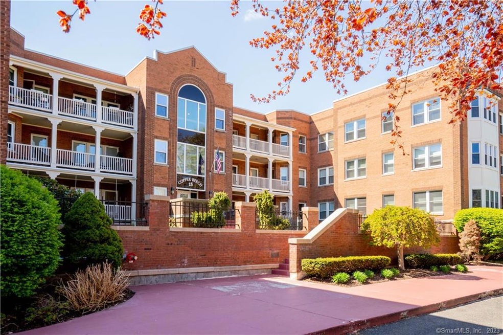 15 Highland St unit 201, West Hartford, CT 06119 - photo 1