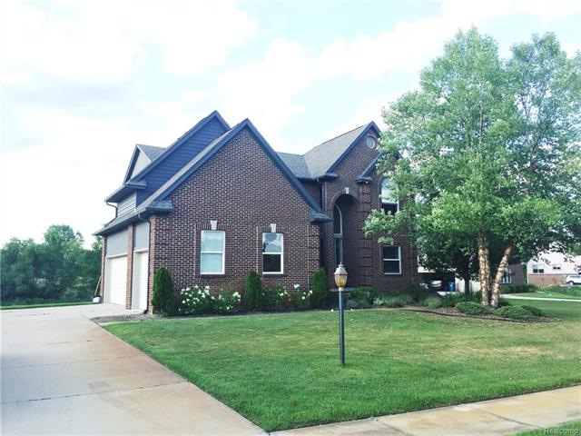 2175 Reidsview E, White Lake, MI 48383 - photo 1