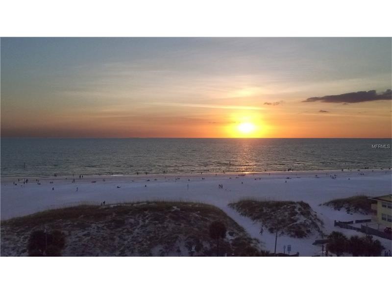 Welcome home! Amazing sunset from site.