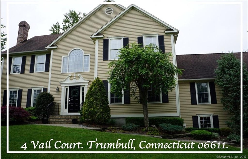 4 Vail Ct, Trumbull, CT 06611 - photo 1