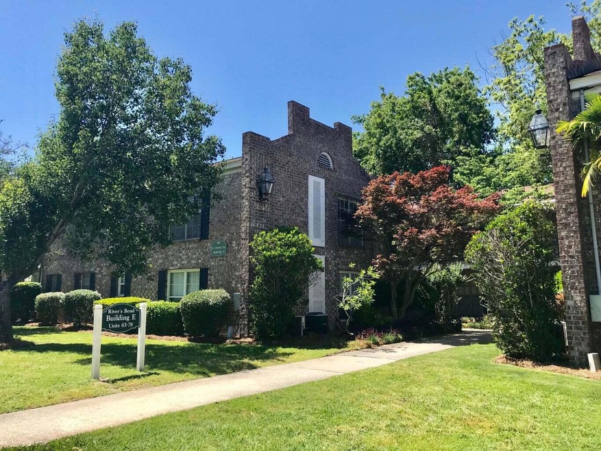 Colony E76 Front