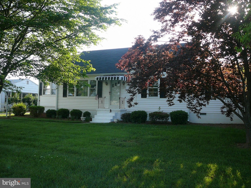 1608 Bragg Rd, Fredericksburg, VA 22407 - photo 1