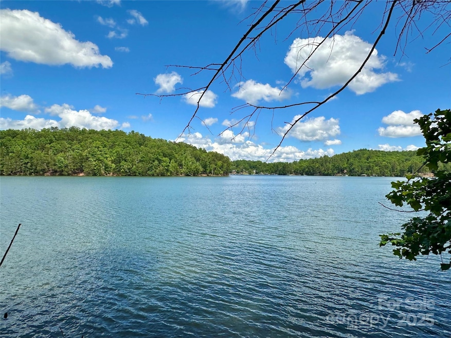 Under Contract $339,000 • Co-Listing Agent
