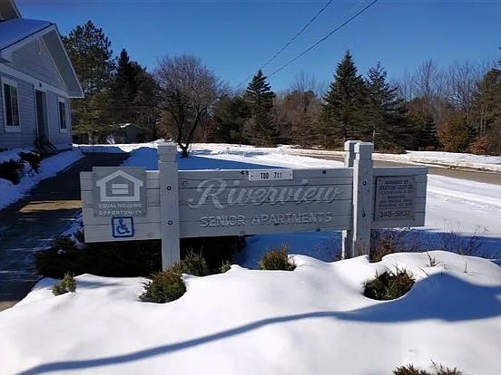 306 Knight St, Grayling, MI 49738 - photo 1