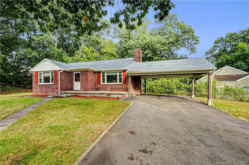 21 N Forest Cir, West Haven, CT 06516 - photo 1