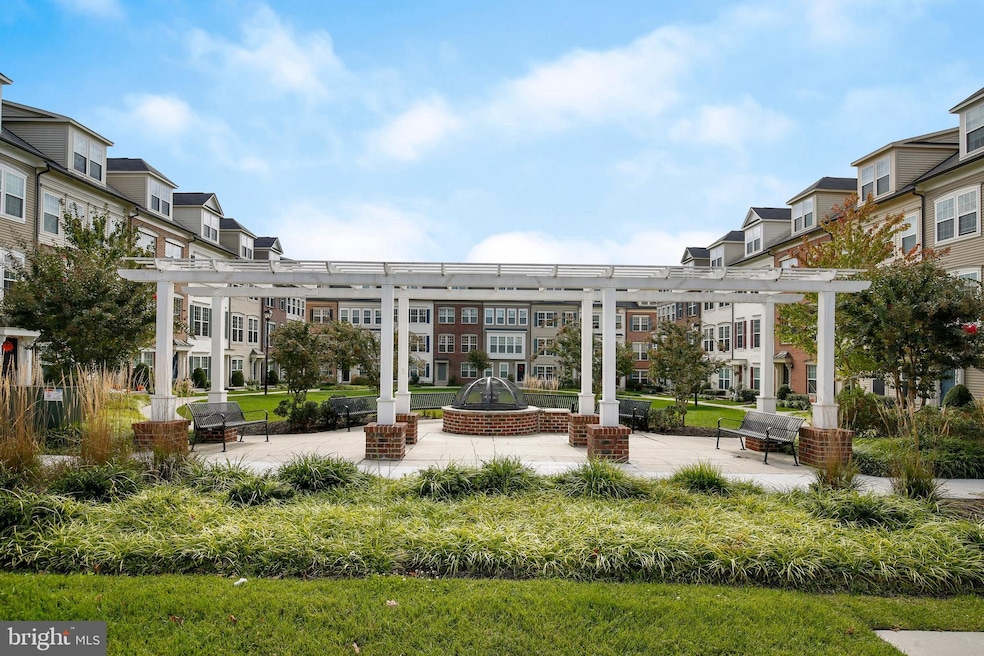 22531 Phillips St unit 1502, Clarksburg, MD 20871 - photo 1