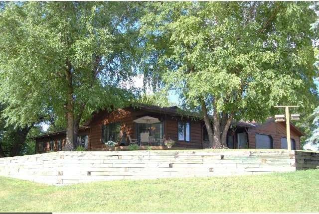 3 bedroom, 2 bathroom home on secluded acreage