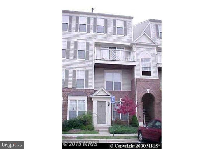 21835 Baldwin Square, Sterling, VA 20164 - photo 1