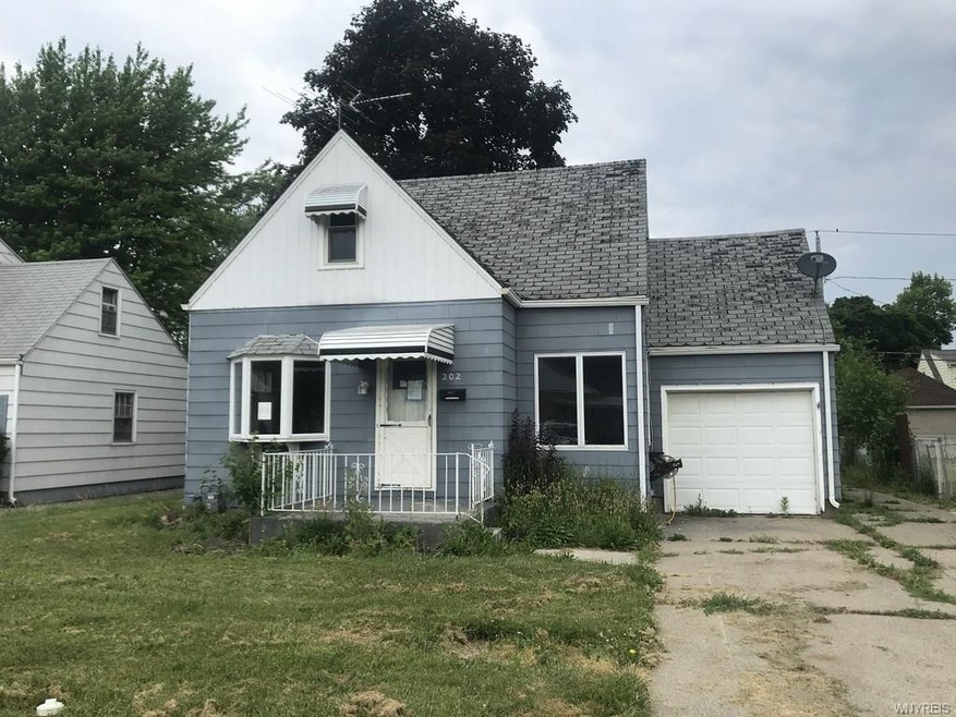 202 Spaulding St, North Tonawanda, NY 14120 - photo 1