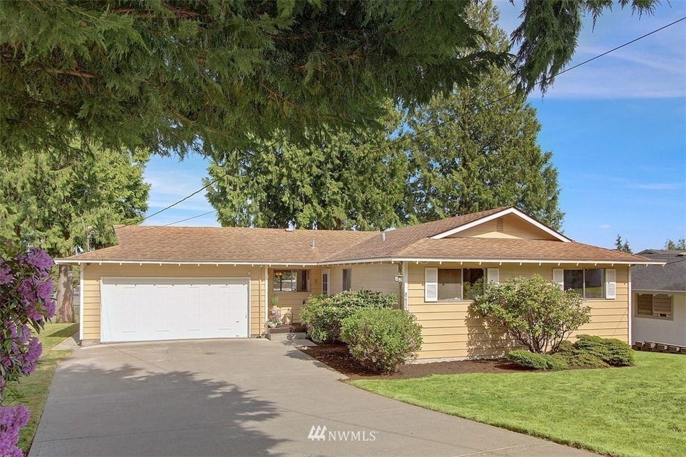 8615 4th Place SE, Everett, WA 98208 - photo 1