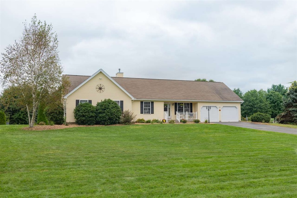 69 Naticook Ave, Litchfield, NH 03052 - photo 1