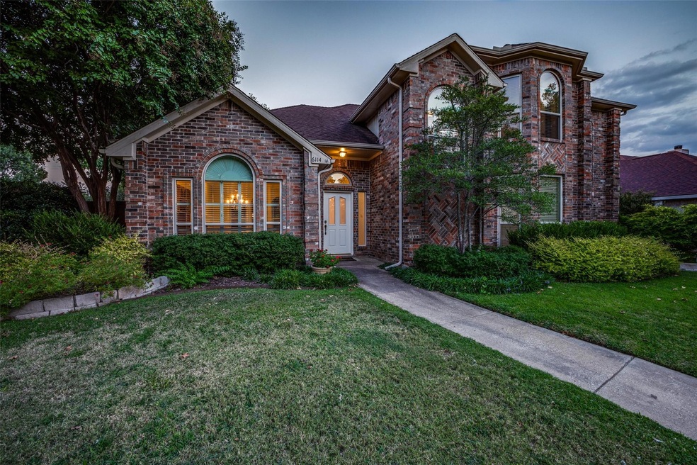 6114 Hawkeye Rd, Rowlett, TX 75089 - photo 1