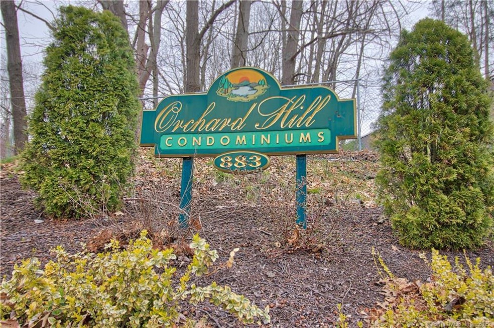 883 Rubber Ave unit 6, Naugatuck, CT 06770 - photo 1