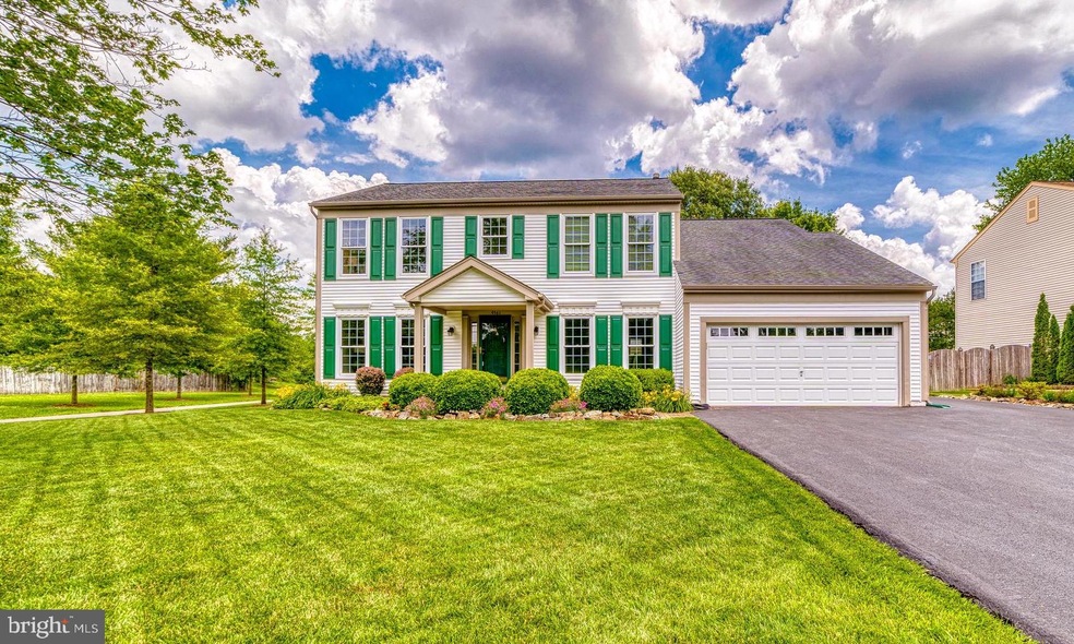 9561 Oakenshaw Dr, Manassas, VA 20110 - photo 1