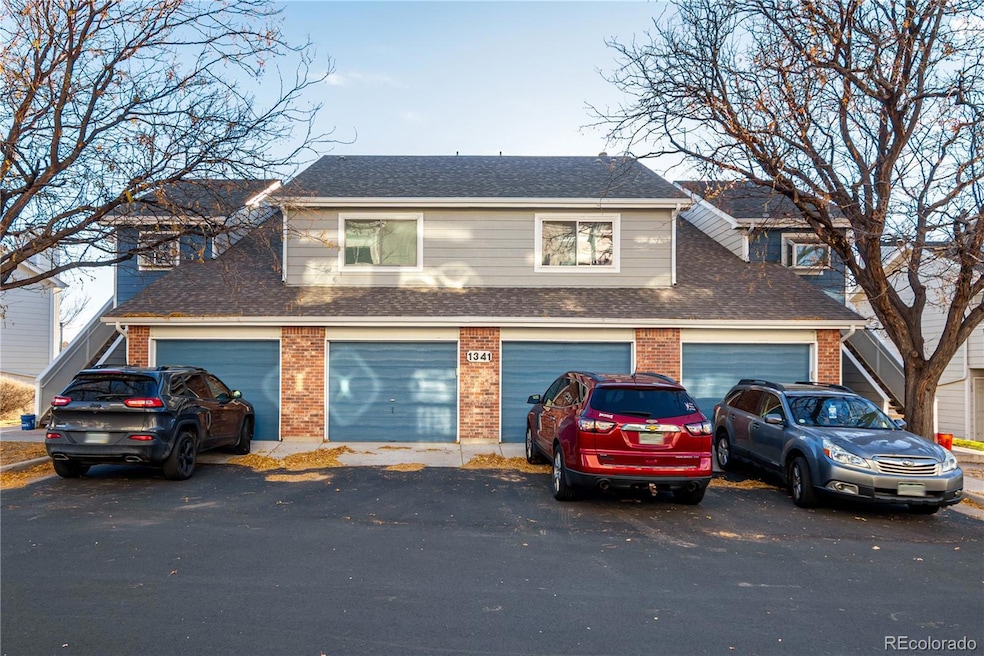 1341 S Cathay Ct unit 201, Aurora, CO 80017 - photo 1