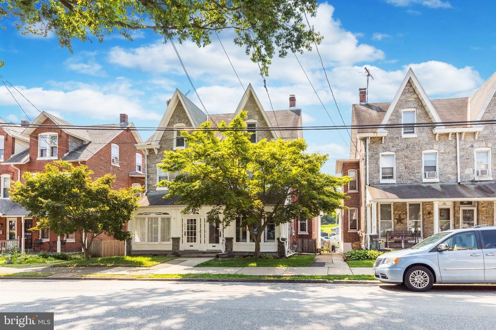 256 Yost Ave, Spring City, PA 19475 - photo 1