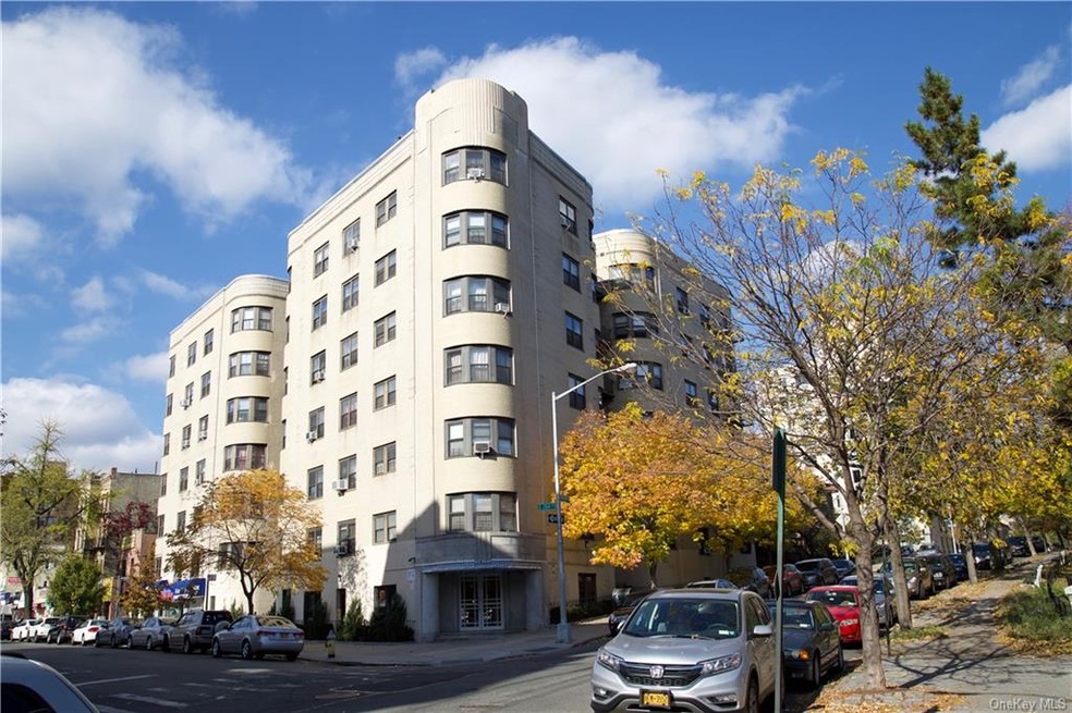 190 E Mosholu Pkwy S unit 5B, Bronx, NY 10458 - photo 1