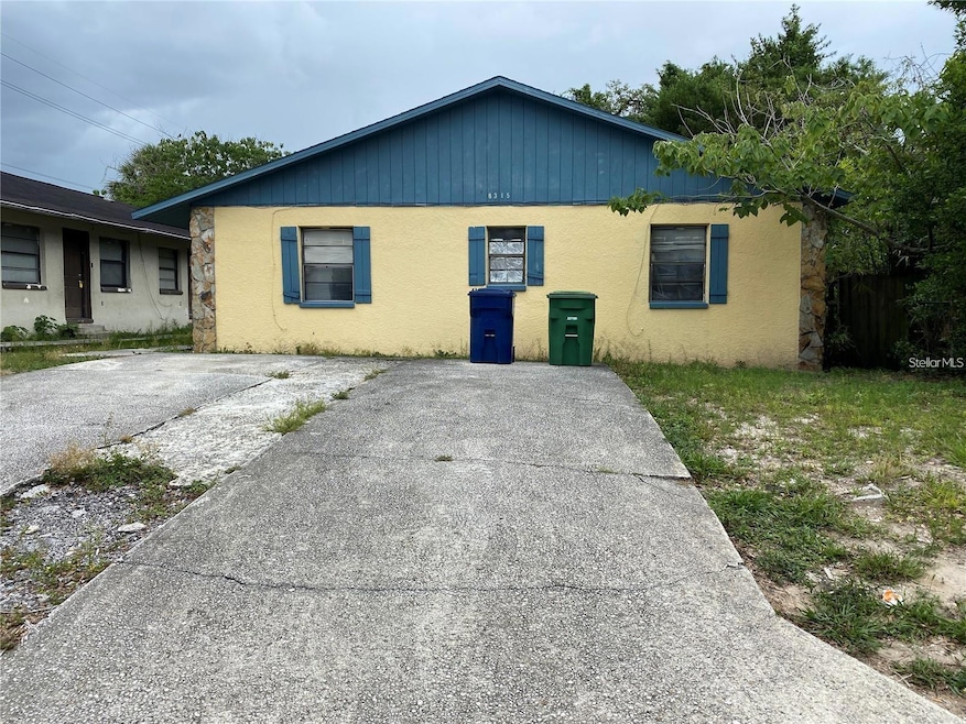 8315 N Marks St unit B, Tampa, FL 33604 - photo 1