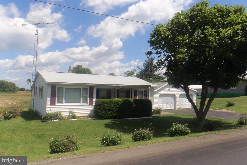 85 Mason Dixon Rd, Greencastle, PA 17225 - photo 1