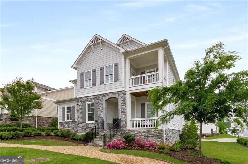 Home facing mew area