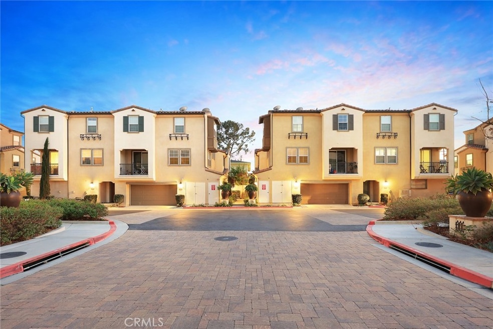 Sold $1,160,000 • Co-Listing Agent