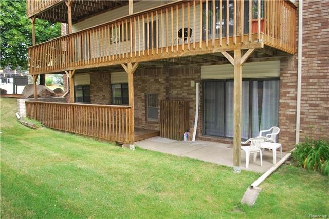 Your spacious patio/deck awaits you!