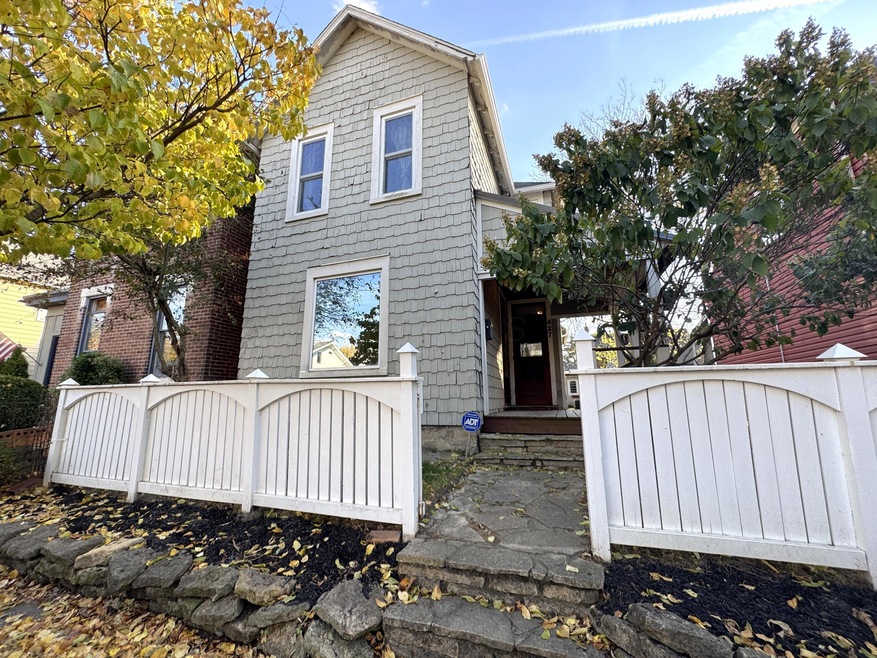 427 E Kossuth St, Columbus, OH 43206 - photo 1