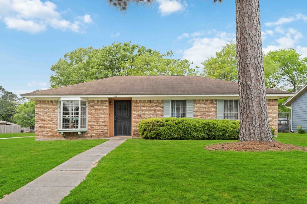 10503 Rockaway Dr, Houston, TX 77016 - photo 1