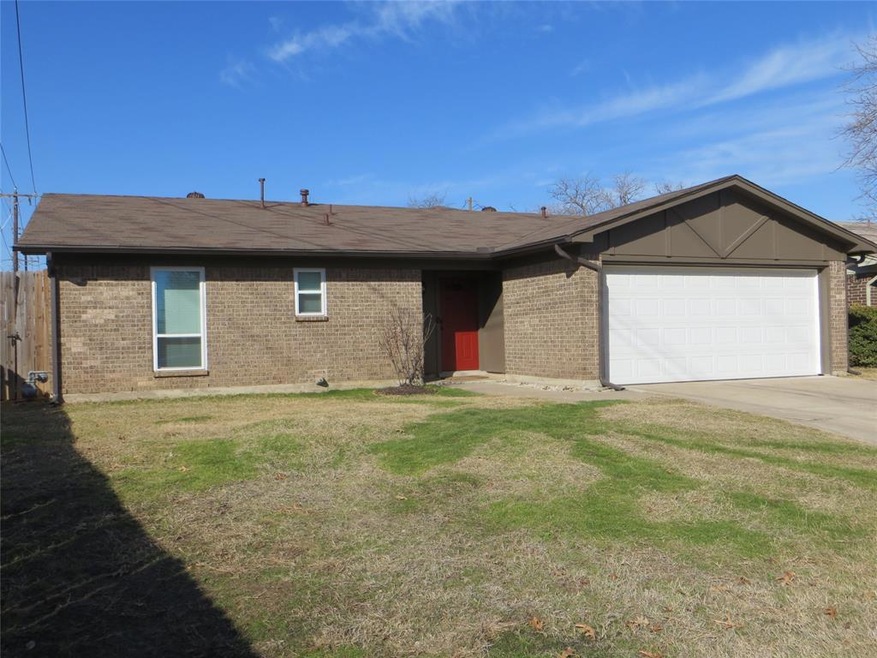 201 Simmons Dr, Hurst, TX 76053 - photo 1