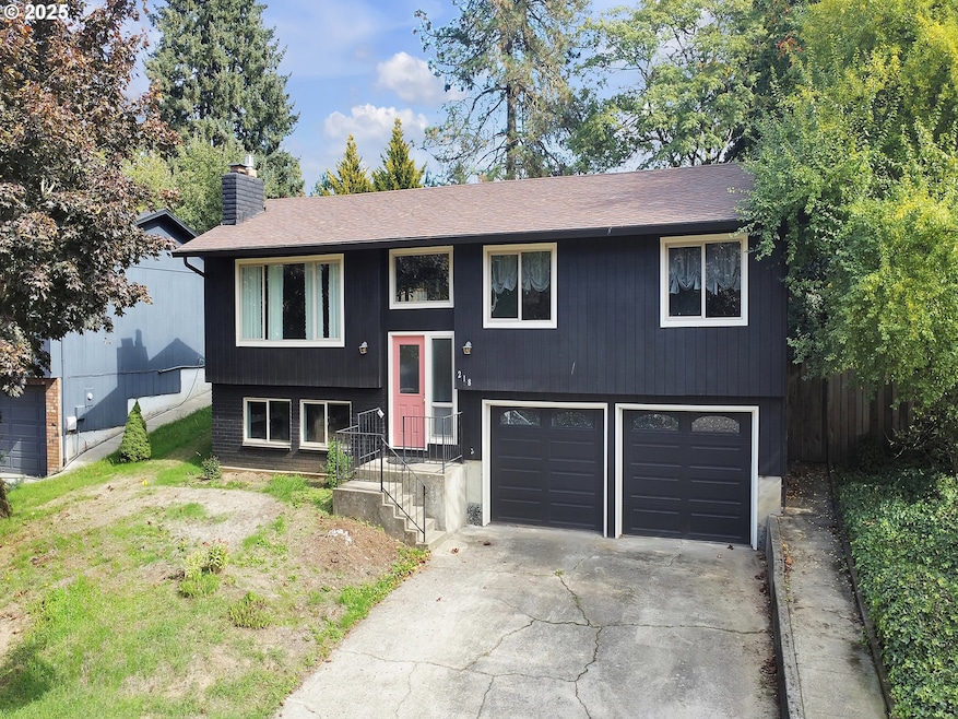 218 NW Ash St, McMinnville, OR 97128 - photo 1