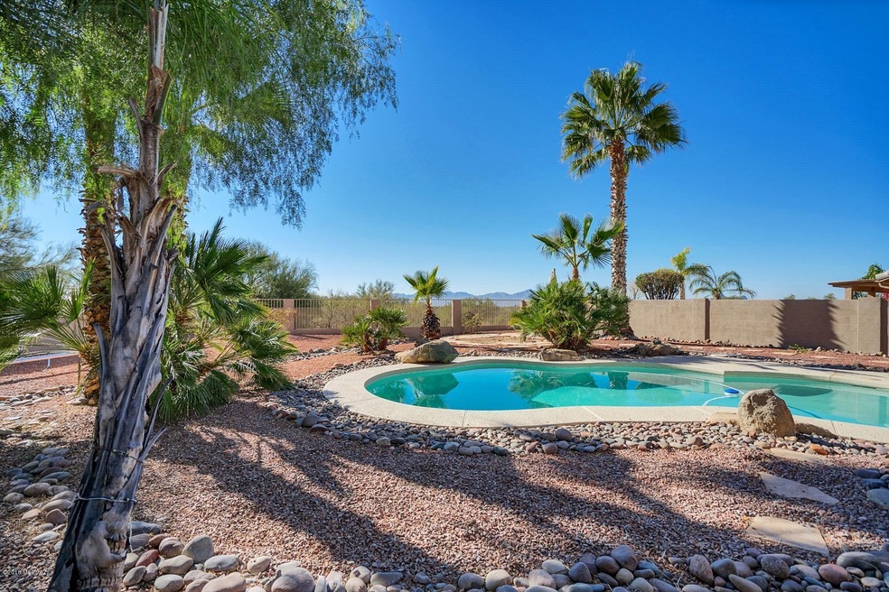 Beautiful Pool Area