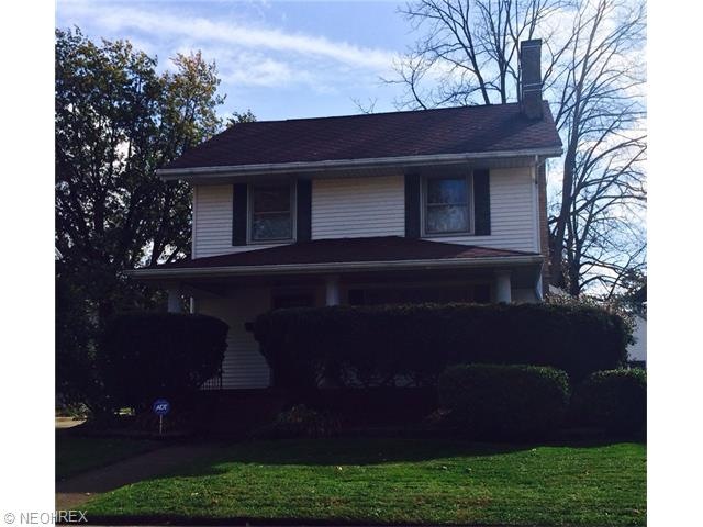 Move right in to this impeccably maintained 3 bedr