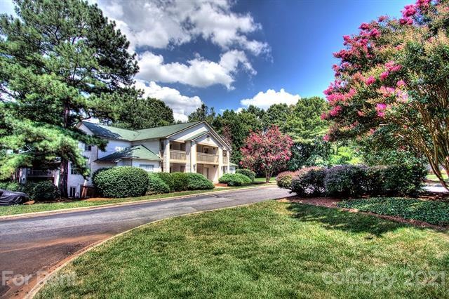 1041 Churchill Downs Ct unit A, Charlotte, NC 28211 - photo 1