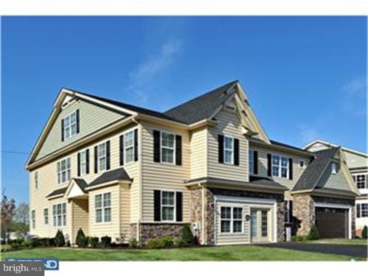 337 Newbury Ct, North Wales, PA 19454 - photo 1