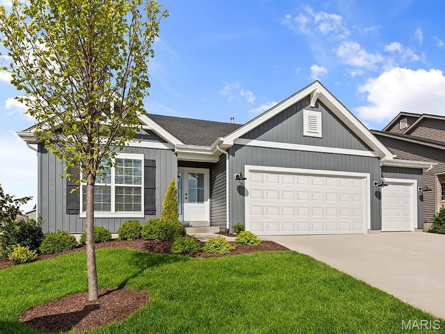 2318 Heatherfield Dr, Rolla, MO 65401 - photo 1