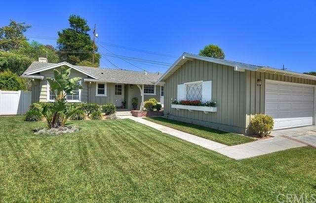 Great curb appeal 