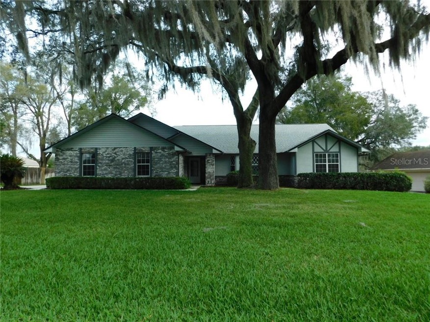 Country Oaks beautiful home!