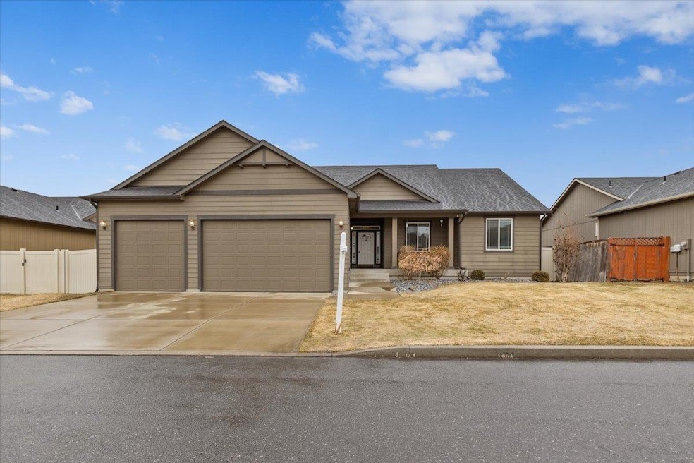 709 E Cooper Ln, Colbert, WA 99005 - photo 1