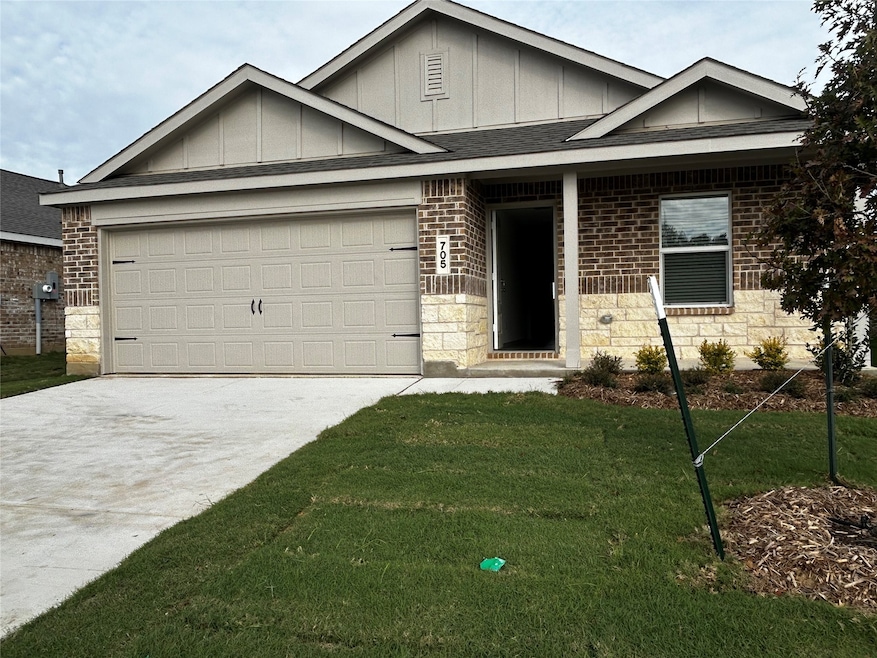 705 Dressage Ln, Aubrey, TX 76227 - photo 1