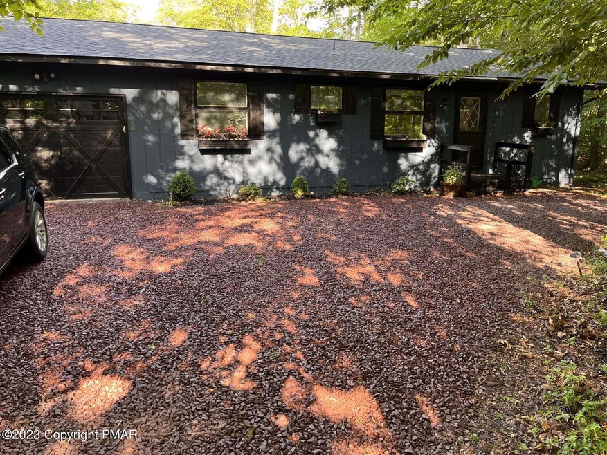 2376 Hillcrest Dr, Pocono Pines, PA 18350 - photo 1