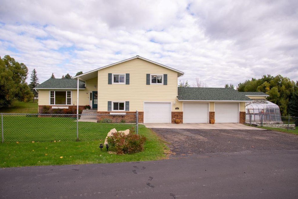 25 Home Ranch Circle