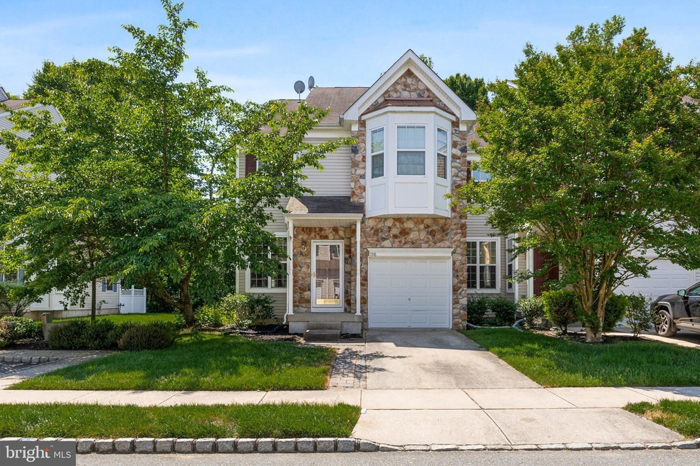 198 Chancellor Dr, Woodbury, NJ 08096 - photo 1