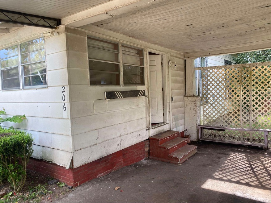 206 N Beech St, Ocilla, GA 31774 - photo 1