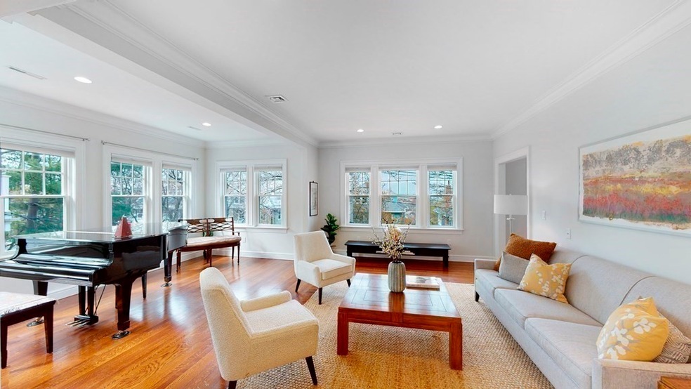 212 Winchester St unit 2, Brookline, MA 02446 - photo 1