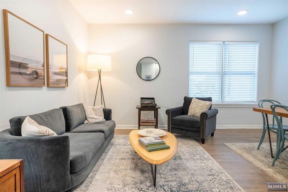 660 Bloomfield Ave unit 203, Bloomfield, NJ 07003 - photo 1