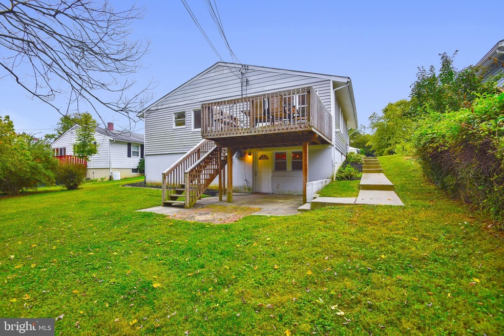 128 Greenmeadow Dr unit T, Lutherville Timonium, MD 21093 - photo 1