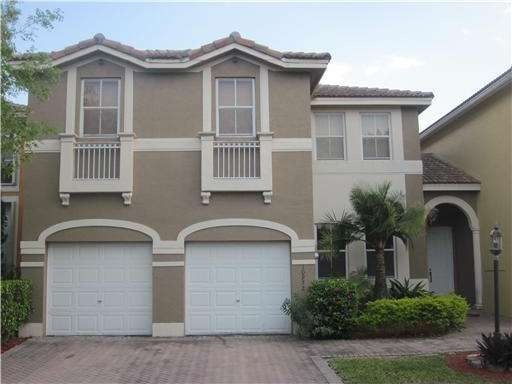 10972 NW 48th Ln, Doral, FL 33178 - photo 1