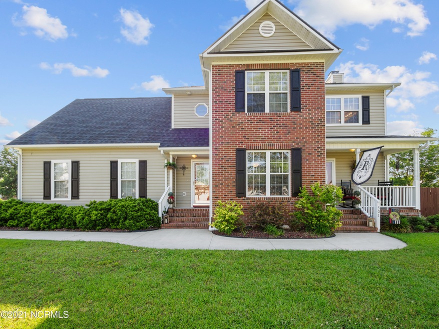 301 Hudson Ln, Jacksonville, NC 28540 - photo 1